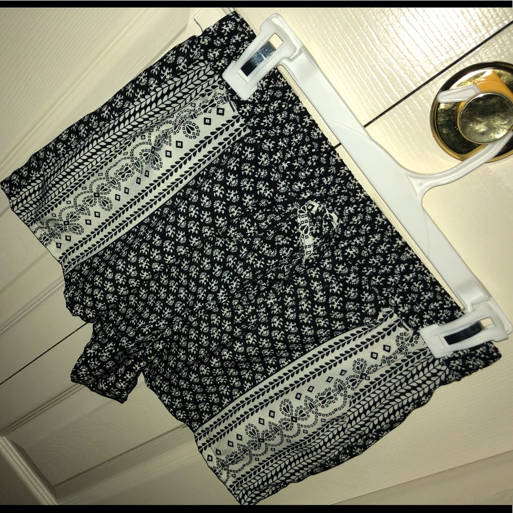 Black/White Shorts